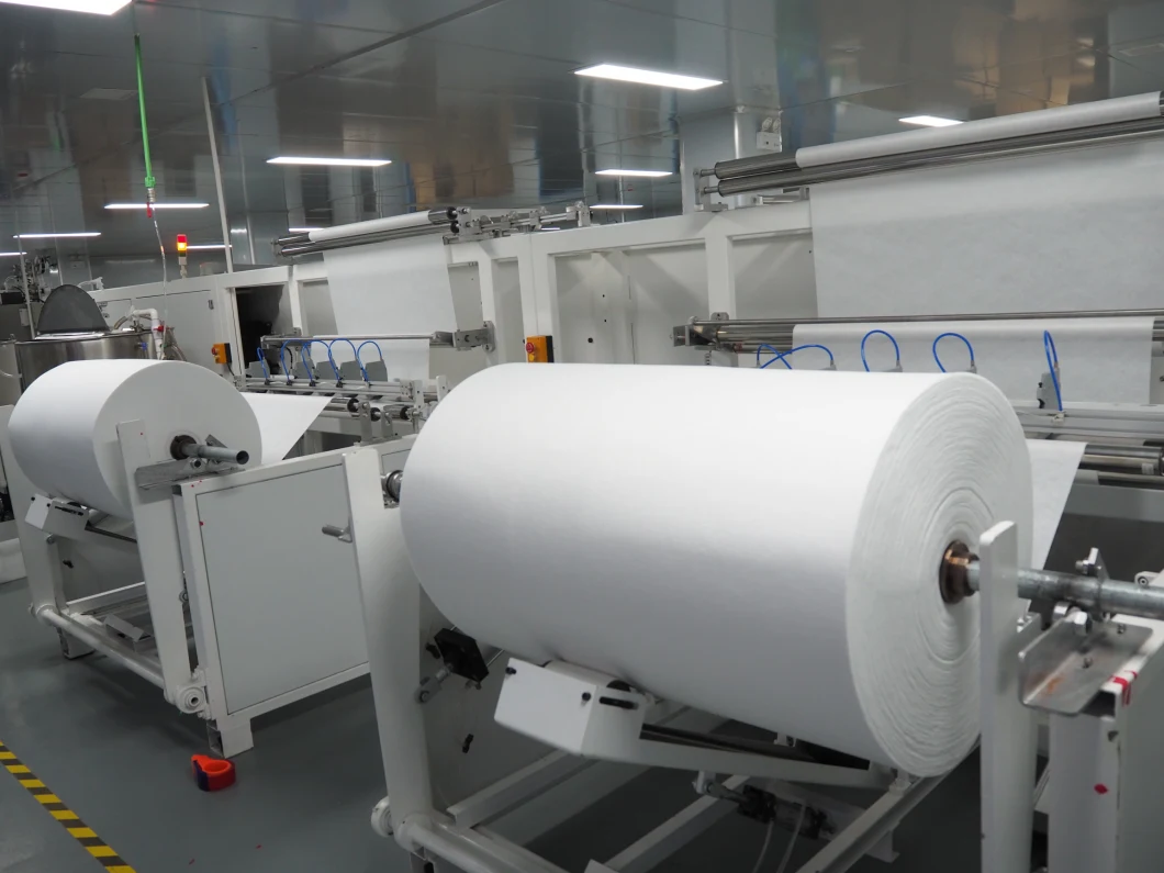 Chiffon humide à grande vitesse complètement automatique de la fabrication chinoise 10-30 PCS/Pack faisant la machine