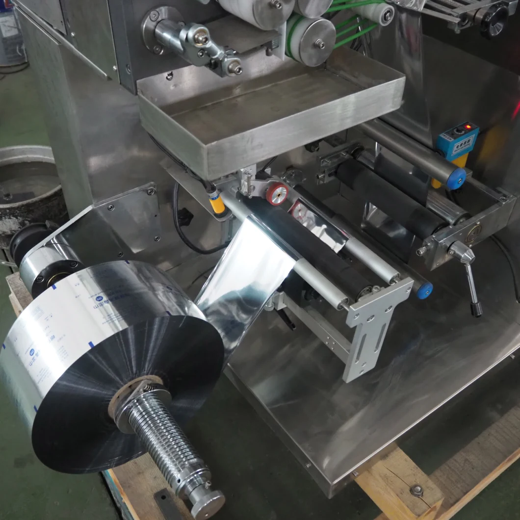 Full Auto à grande vitesse machine à emballer de Min Single Medical Wet Wipes de 370 paquets