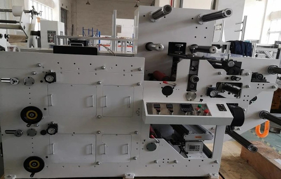 La machine d'impression Flexo d'étiquette d'autocollant de papier de petit pain de 1 couleur utilise le dessiccateur d'IR et le dissolvant d'encre