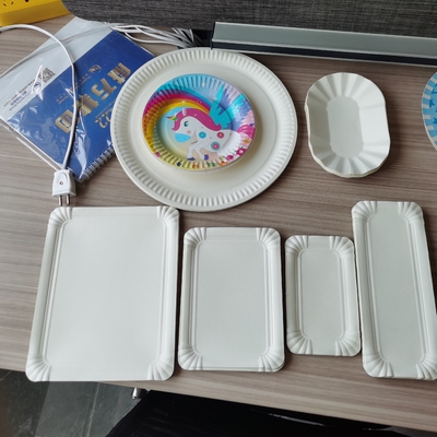 matériel différent d'assiette creuse de papier colorée différente de forme de machine de plaque à papier de conception avec le film en enduisant le pe de pla