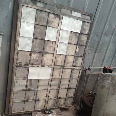 Le moteur 11KW gravent la machine en refief de renfoncement de longueur de lame de la taille ≤50m de la machine 1800*1280