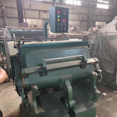 5.5KW pressant plat 4200kg de la machine de renfoncement 1200 * 830