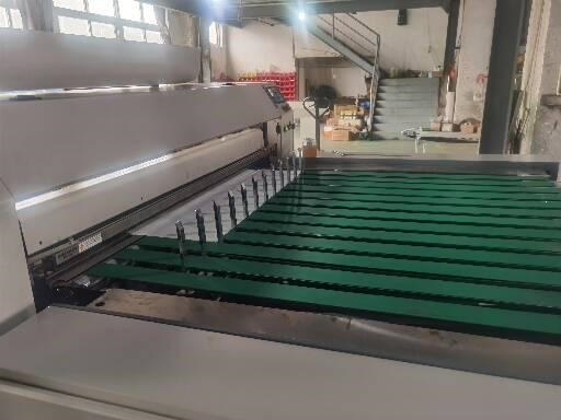 But multi fendant la machine HJ-1100 de Rewinder largeur de 100 - de 200m/minute 1100mm
