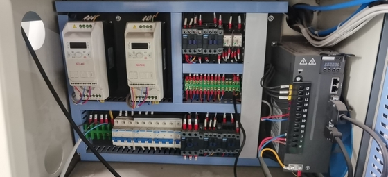 Puissance de fente 800mm de la machine 4.0KW de coupure de feuille Rewinder avec l'écran tactile de PLC