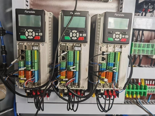 Tension automatique fendant la machine de Rewinder pour non la machine de fente auto-adhésive de petit pain de textile tissé