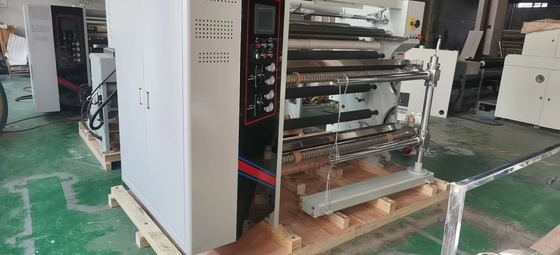 HJ-C1400-III Rewinder de fente servo, 10-400m/min vitesse, 4200KG poids, AirTac Compoent pneumatique, machine de graisse du corps