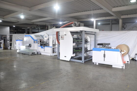 Machine automatique de fabrication de sacs à papier Taille de sac personnalisée Eau en encre K Idéal pour l'emballage de détail et les sacs en papier