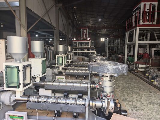 Machine d'extrusion de film plastique PE monocouche, machine de soufflage de film HDPE, prix de machine d'extrusion de film, machine d'extrusion de film pour la fabrication de films pour sacs sans manches