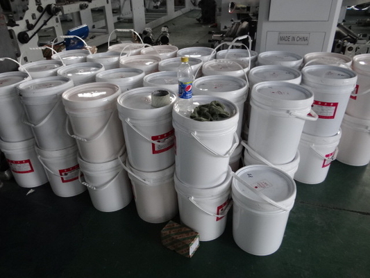 Petit pain 330/330L/330XL/450/450L/450XL+HJ-41100/41400/41100R/41400R alimentant Flexo imprimant la place valeurs maximales de concentration au poste de travail inférieures de sac de papier d'emballage