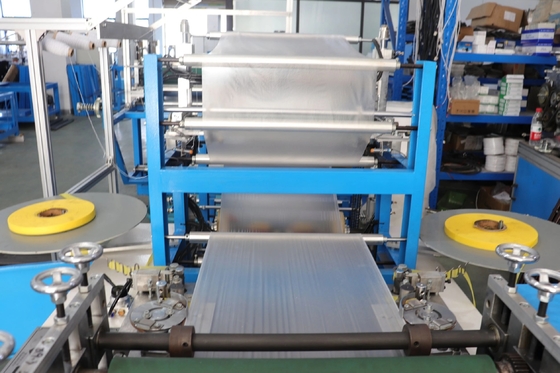 Douille jetable faisant la machine