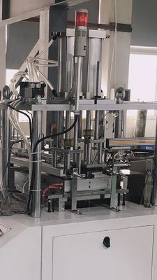 Machine de fabrication de sacs de transport en papier pneumatique à haute efficacité#20-35m/min (selon l'apparence du boîtier en papier)Vitesse de production