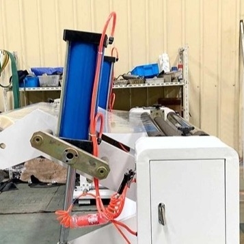 1100mm automatiques gravent le papier aluminium en refief de la machine 600mm