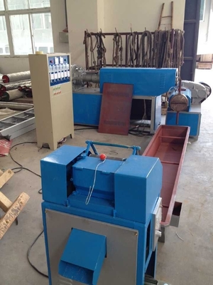 Chaîne de production en plastique de coupure chaude d'extrudeuse de granulatoire plastique de déchets